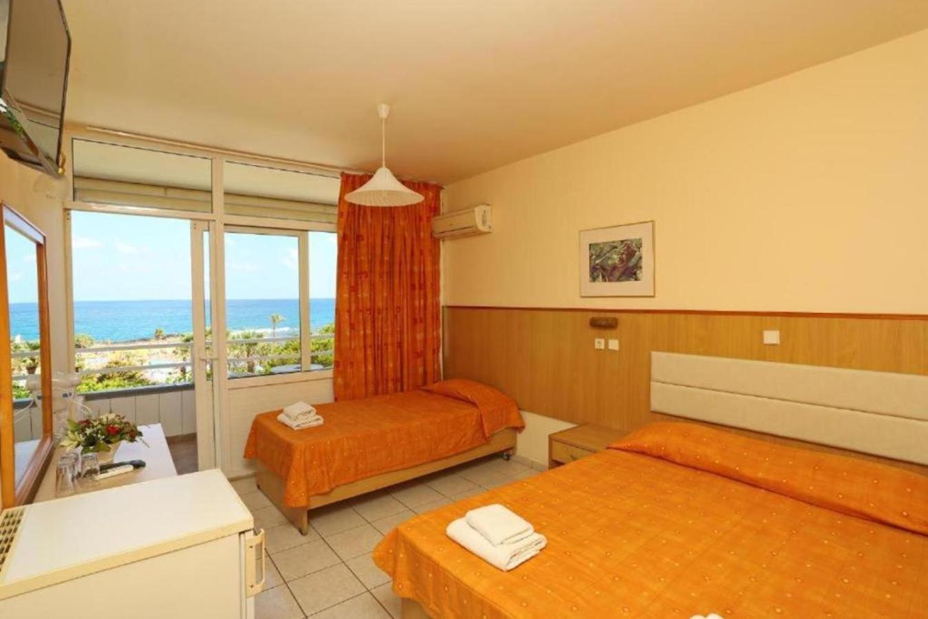 Eri Beach & Village Hotel Hersonissos  Exterior foto