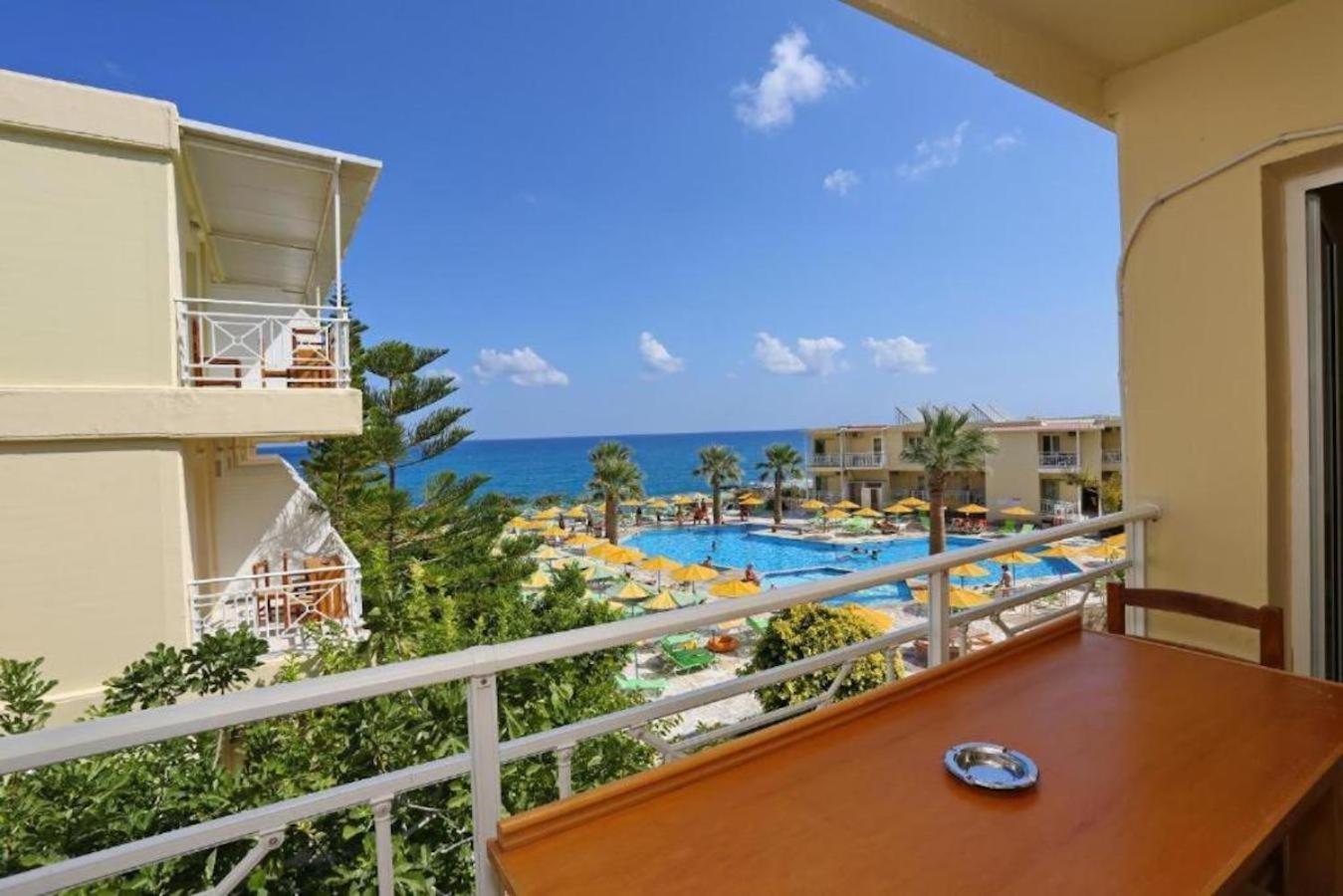 Eri Beach & Village Hotel Hersonissos  Exterior foto
