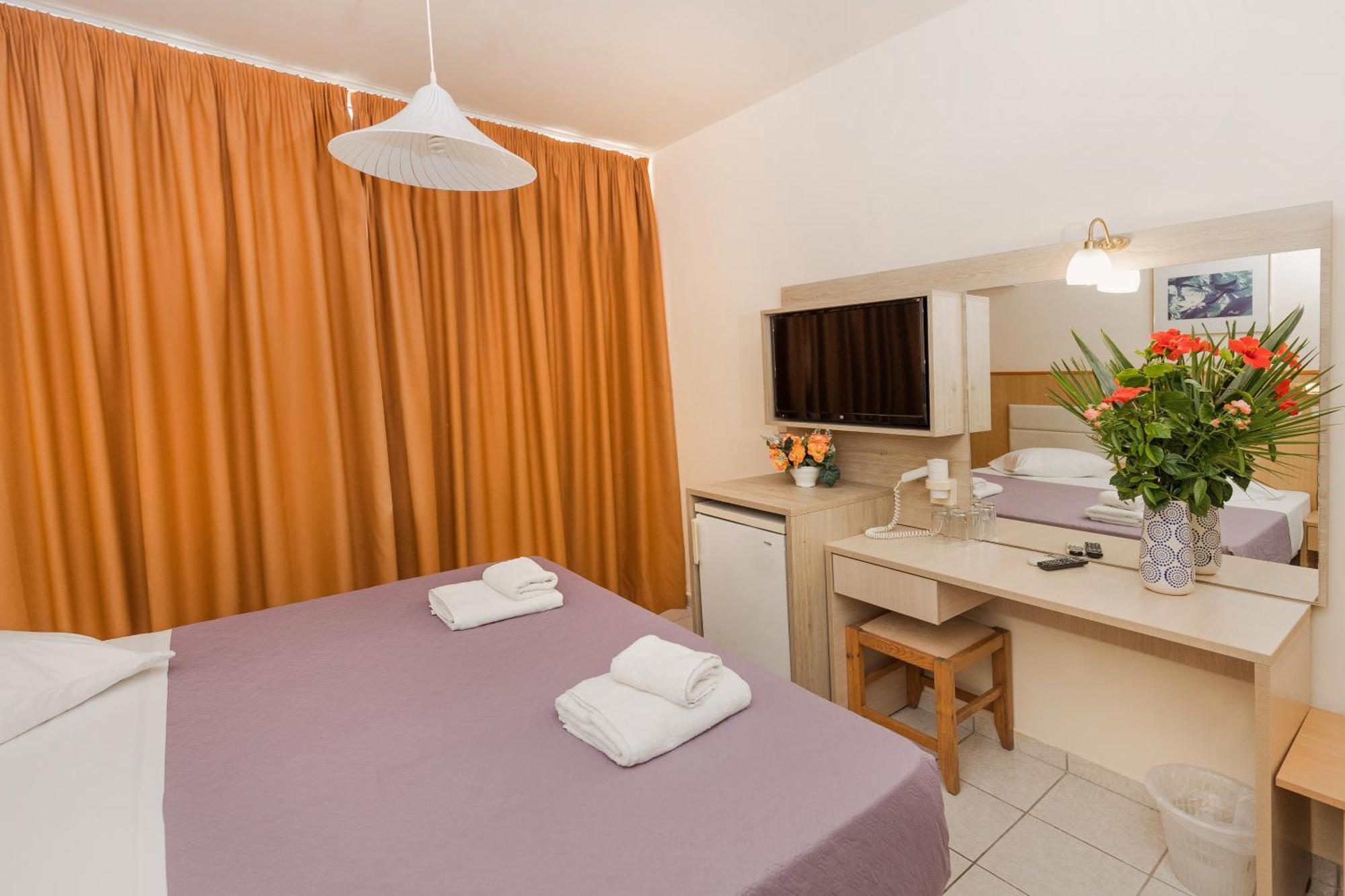 Eri Beach & Village Hotel Hersonissos  Exterior foto