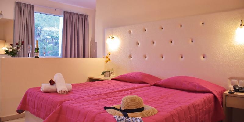 Eri Beach & Village Hotel Hersonissos  Exterior foto